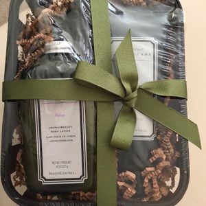 Therma del Sol Apothecary Gift Basket